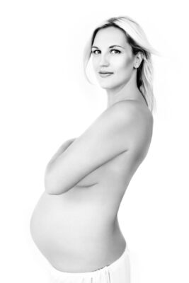 Best Pregnancy Photography Auckland